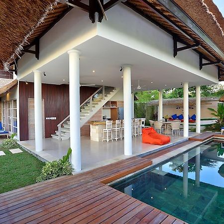 Villa Bukit Nusa Lembongan Екстериор снимка