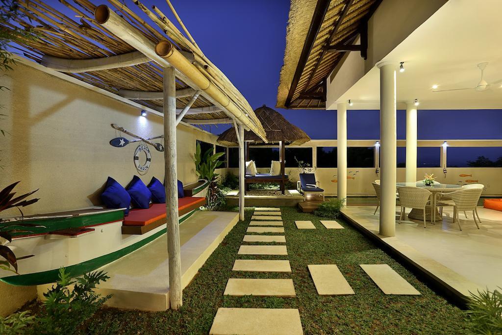 Villa Bukit Nusa Lembongan Екстериор снимка