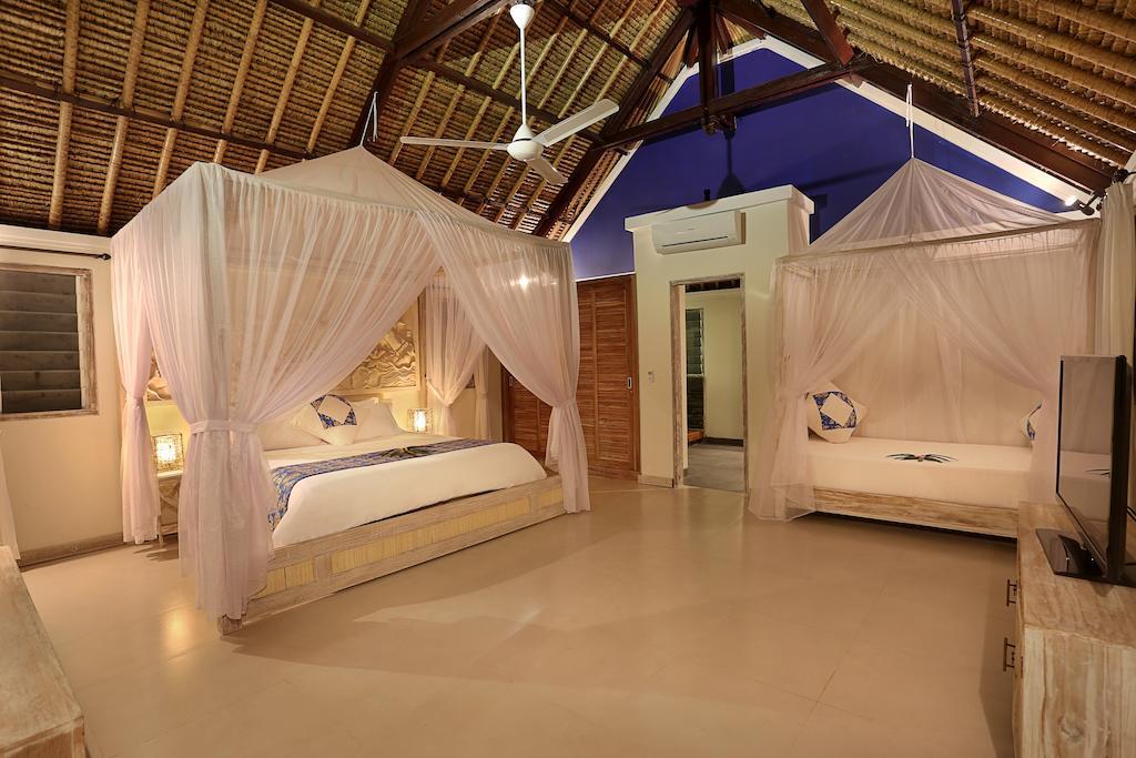 Villa Bukit Nusa Lembongan Екстериор снимка