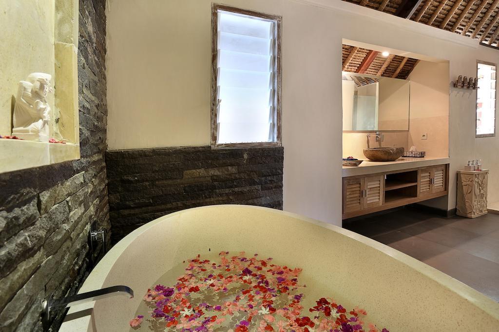 Villa Bukit Nusa Lembongan Екстериор снимка