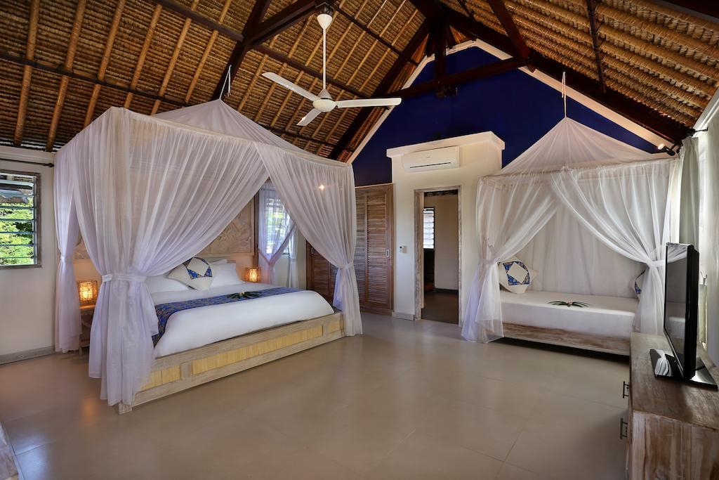 Villa Bukit Nusa Lembongan Стая снимка