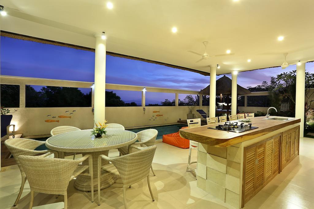 Villa Bukit Nusa Lembongan Екстериор снимка