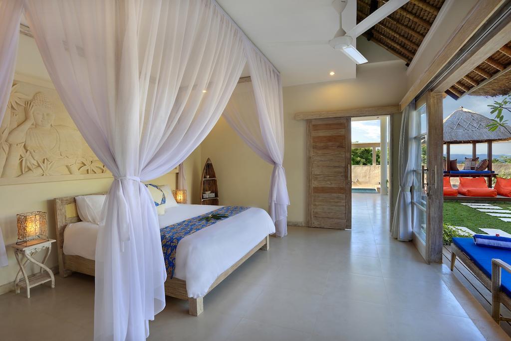 Villa Bukit Nusa Lembongan Стая снимка